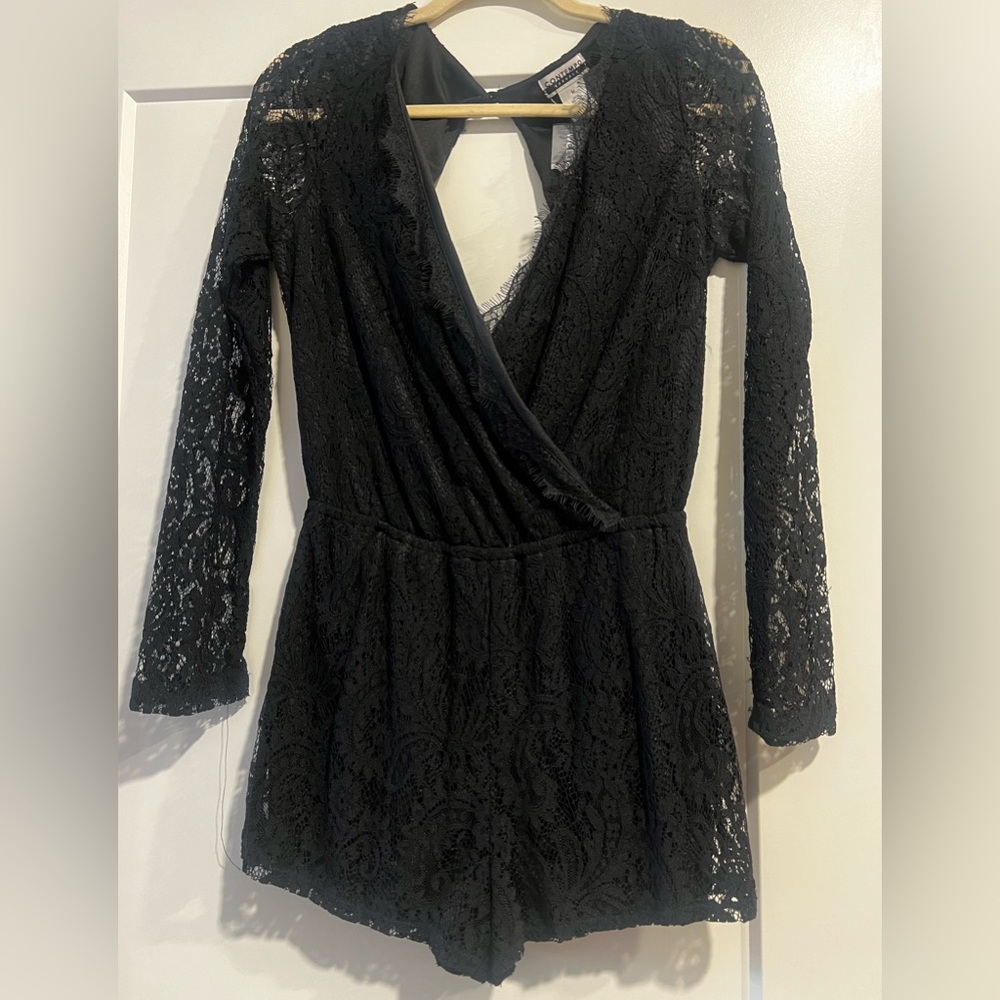 BNWT lace romper